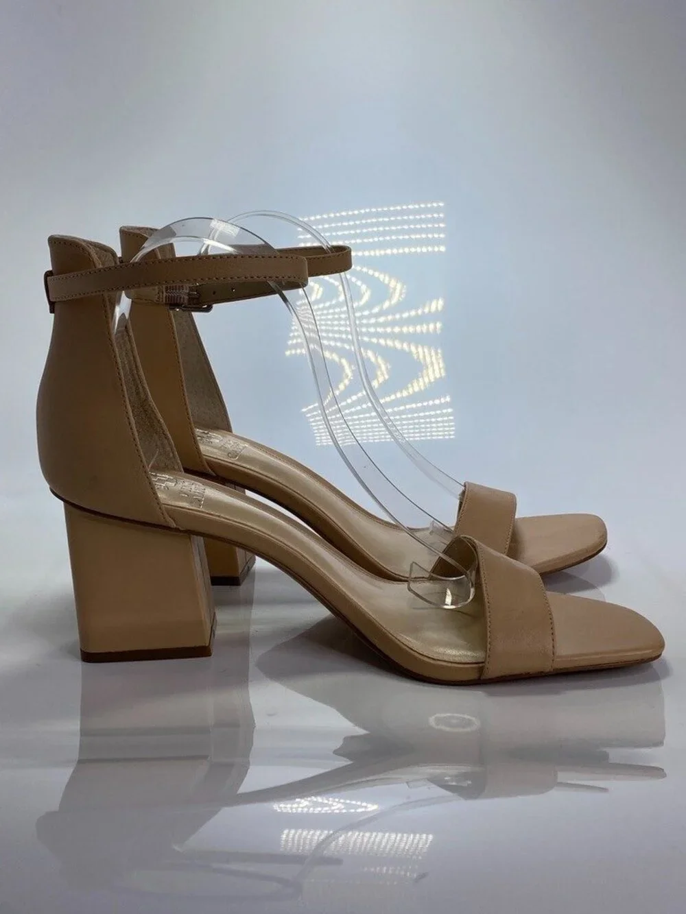 Vince Camuto Women's Margry Ankle Leather Strap Biscuit Block Heel Sandal Sz 11